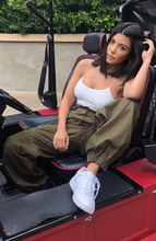 Load image into Gallery viewer, Amelia Oversized Cargo Pants - Olive