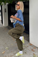 Load image into Gallery viewer, Amelia Oversized Cargo Pants - Olive