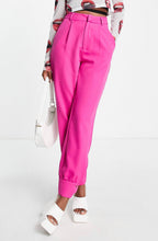 Load image into Gallery viewer, Button cuff tailored trousers co-ord in pink
