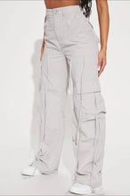 Load image into Gallery viewer, No strings attached parachute pants
