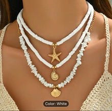 Load image into Gallery viewer, 3pcs necklace with white clay stones and pedants

