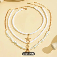 Load image into Gallery viewer, 3pcs necklace with white clay stones and pedants
