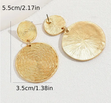 Load image into Gallery viewer, Golden Lollipop Pattern Round Dangle Earring
