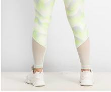 Load image into Gallery viewer, UNDER ARMOUR Lime Abstract Print Sports Leggings
