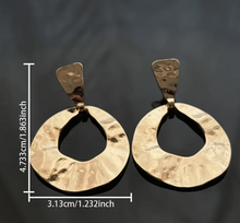 Load image into Gallery viewer, Zinc Alloy Large Hoop Earrings
