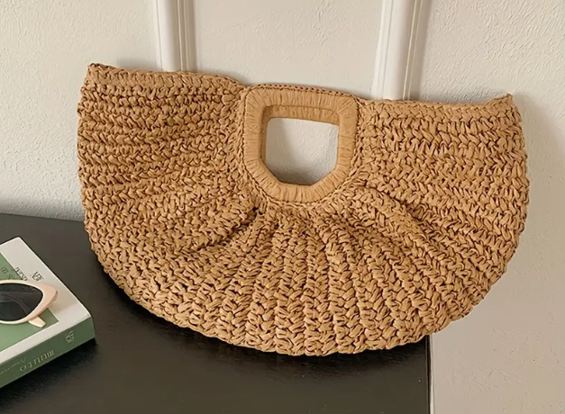 Large Capacity Woven Straw Moon Bag