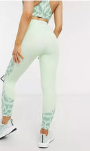 Load image into Gallery viewer, SPORT LEGGINGS LEOPARD MINT
