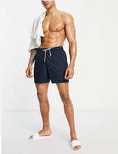 Load image into Gallery viewer, Swim shorts in navy mid length
